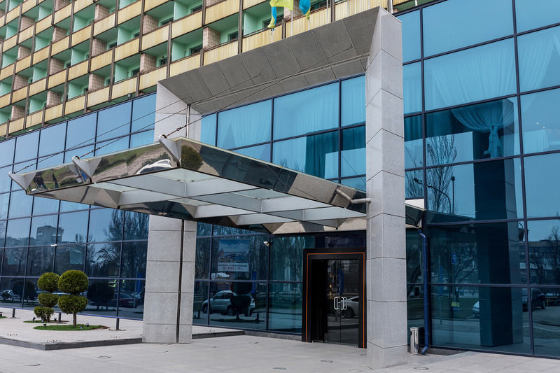Intourist Hotel Zaporizhia Exterior foto