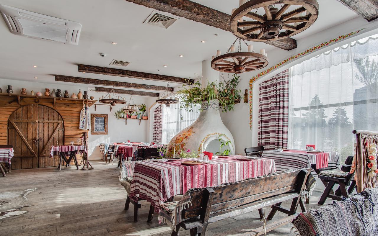 Intourist Hotel Zaporizhia Exterior foto