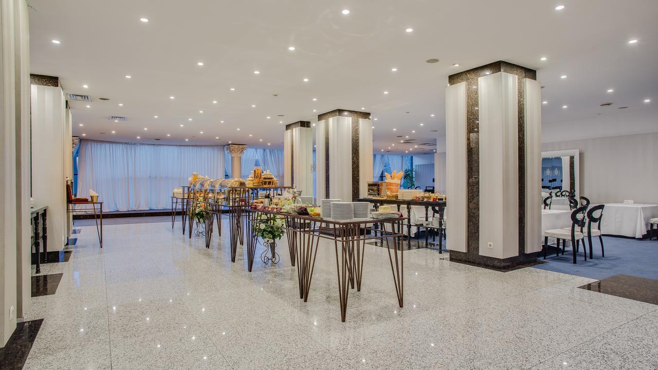 Intourist Hotel Zaporizhia Exterior foto