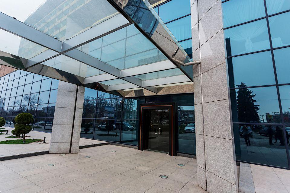 Intourist Hotel Zaporizhia Exterior foto